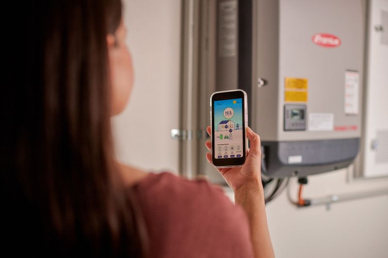 Customer using mobile portal